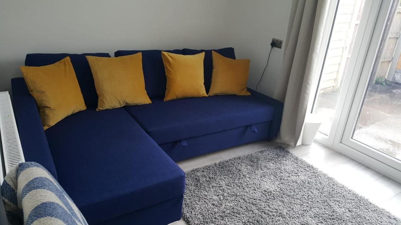 Homestay In Birmingham Sleeps 8 - Free Parking & Wifi Dış mekan fotoğraf